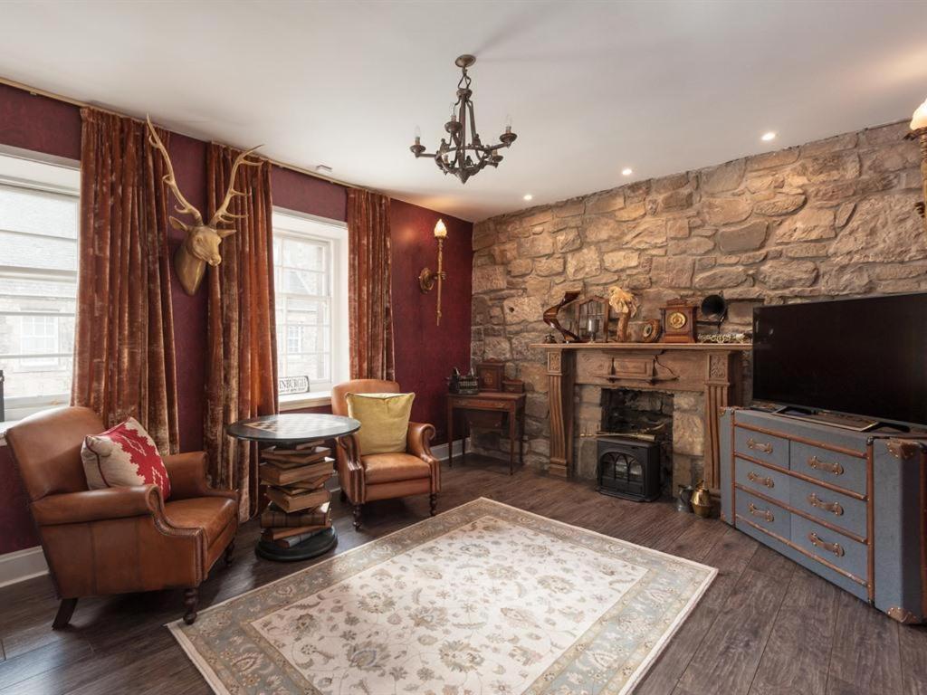 אדינבורו Canongate Luxury Homestay מראה חיצוני תמונה